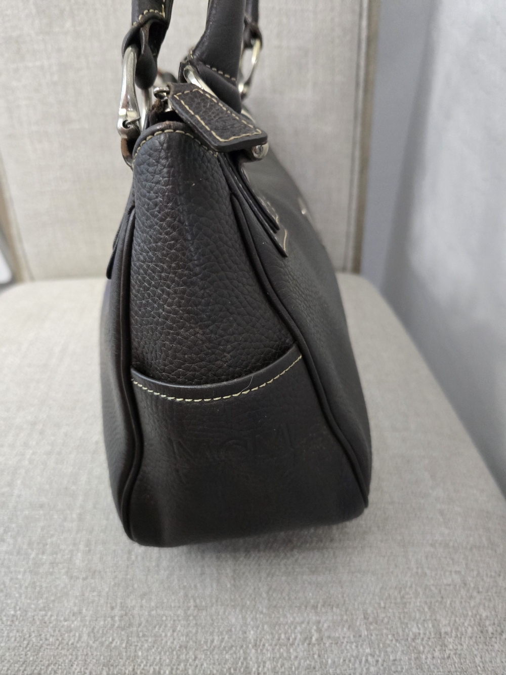 MCM EUC Vintage Dark Brown Pebbled Leather Shoulder Bag - Picture 5 of 9